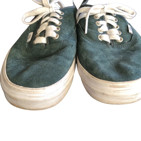 VANS Green Suede low-top Sneakers (size 9.0 Men/ 10.5 Women) - Picture 2 of 10